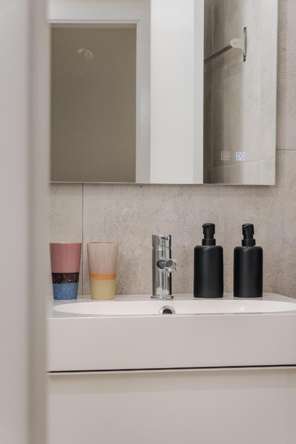Casa Boma Lisboa - Design Apartment With Private Vegetal Terrace - Lapa VII Zewnętrze zdjęcie