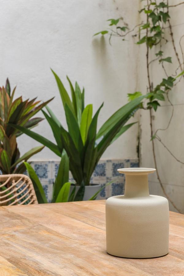 Casa Boma Lisboa - Design Apartment With Private Vegetal Terrace - Lapa VII Zewnętrze zdjęcie